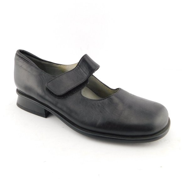 BEAUTIFEEL Black Leather Mary Jane Flats 36&37 Mismate - Picture 1 of 8